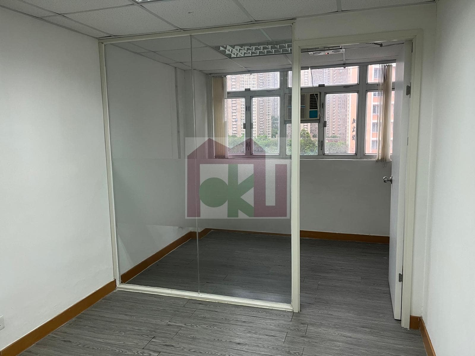 Wong King Industrial Building building or unit photo